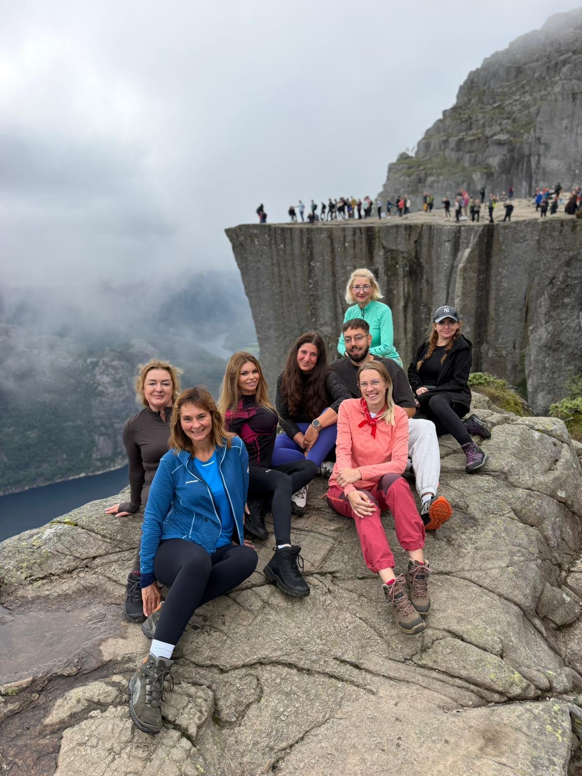 Kameralne Podróże — Norwegia, Preikestolen